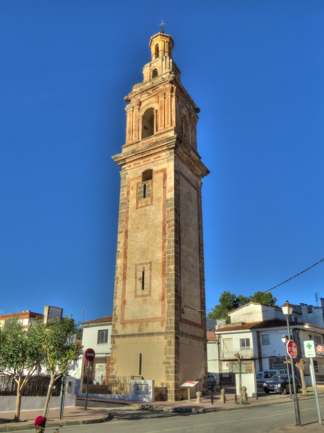 torre campanario dominicos exenta ayódar 